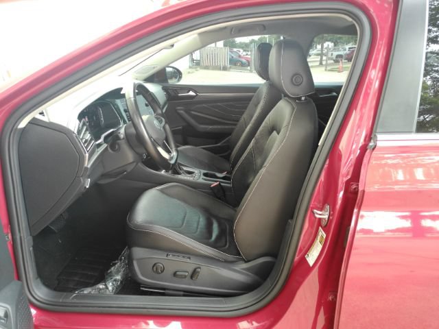 Used 2022 Volkswagen Jetta SEL FWD image 16