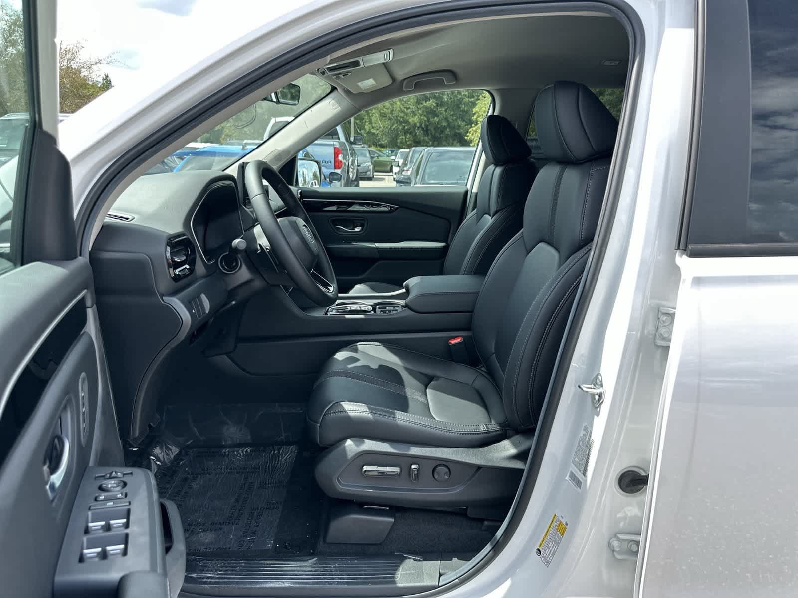 New 2026 Honda Pilot EX-L image 2