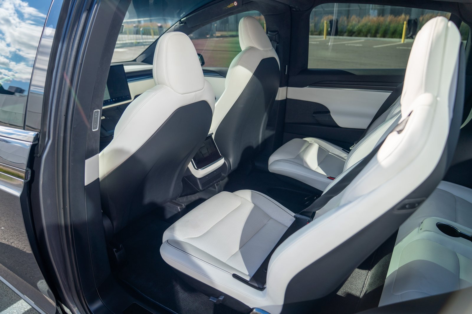 Used 2022 Tesla Model X Plaid AWD/4WD image 22