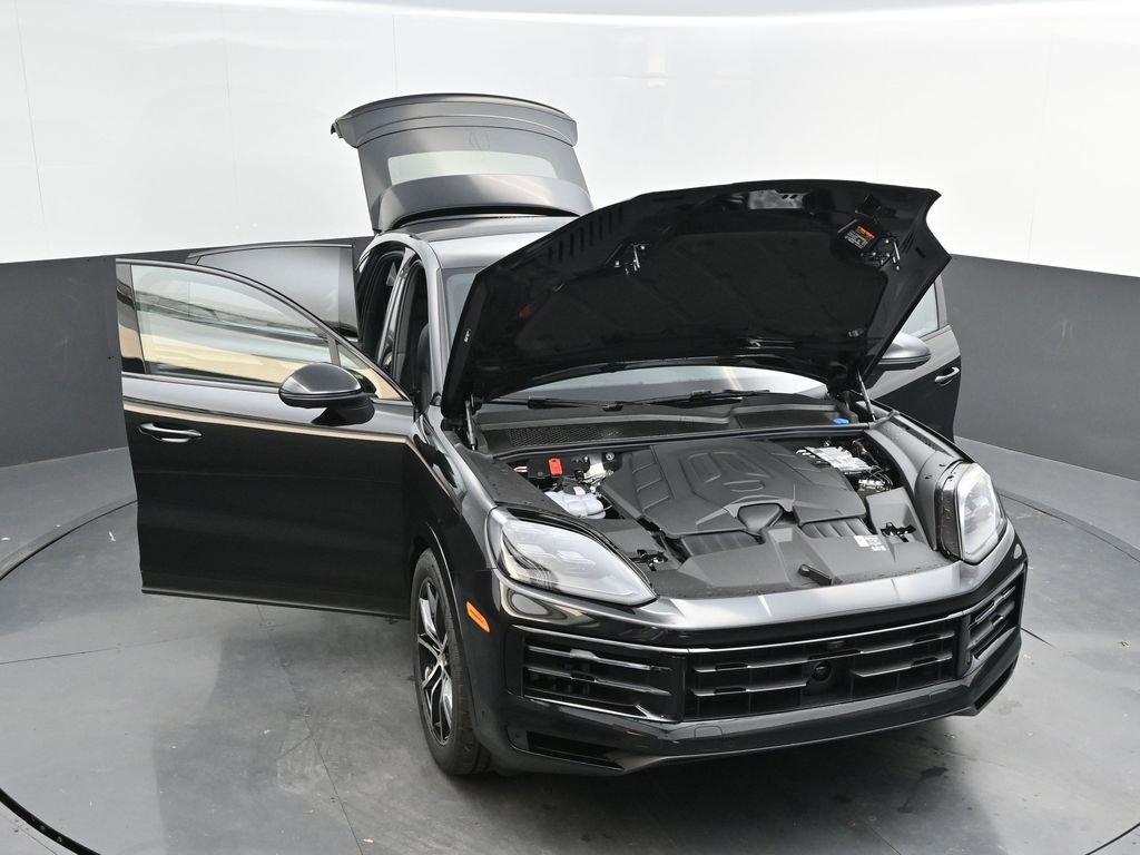 New 2026 Porsche Cayenne Coupe image 39