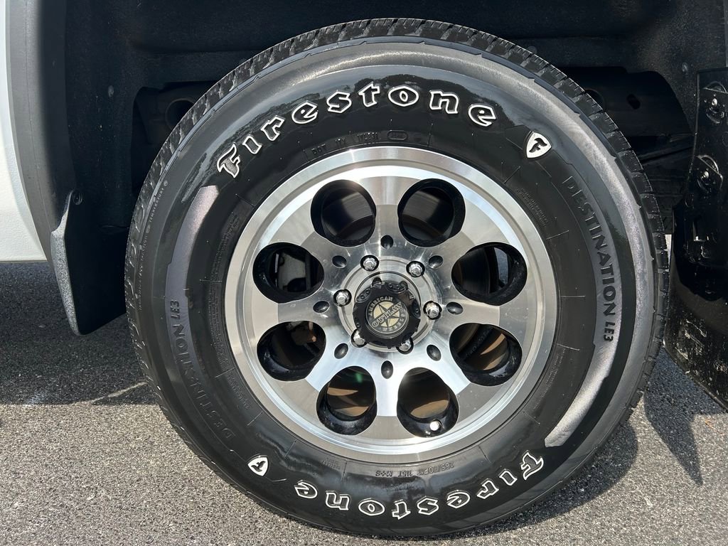 Used 2017 GMC Sierra 1500 SLE w/ SLE Value Package image 16