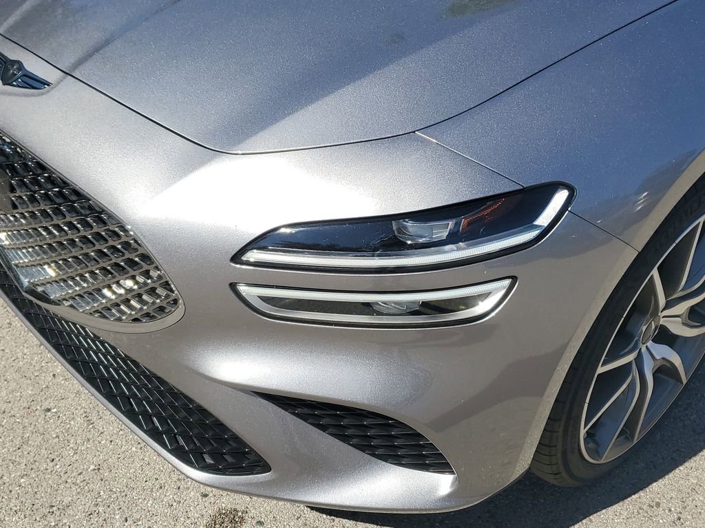 Used 2025 Genesis G70 2.5T AWD/4WD image 11