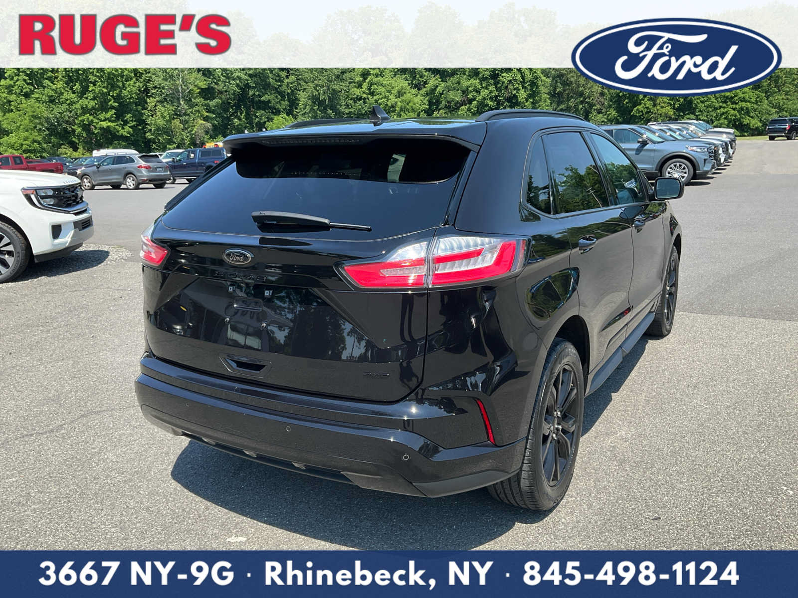Used 2022 Ford Edge SE w/ Black Appearance Package AWD/4WD image 3