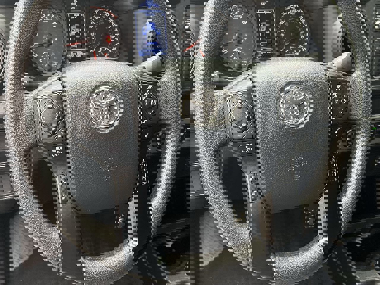 Used 2019 Toyota Tacoma SR5 image 11