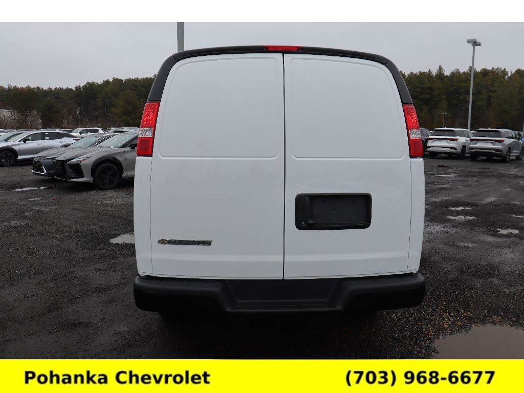 New 2026 Chevrolet Express 3500 RWD image 6