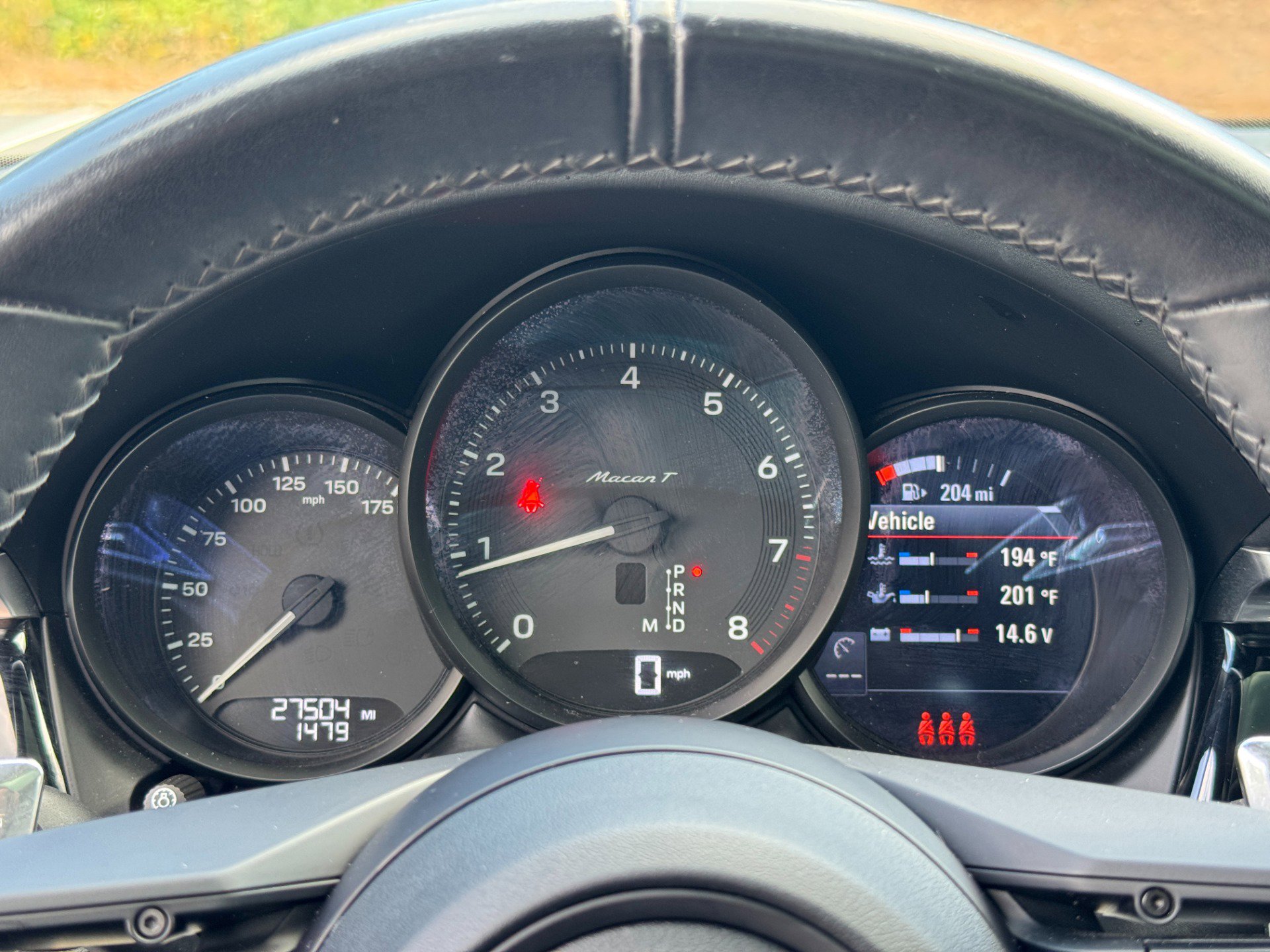 Used 2023 Porsche Macan image 32