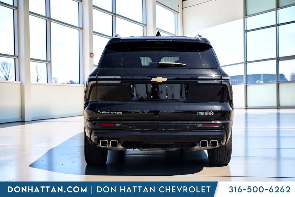 Used 2025 Chevrolet Traverse High Country w/ LPO, Floor Liner Package FWD image 23