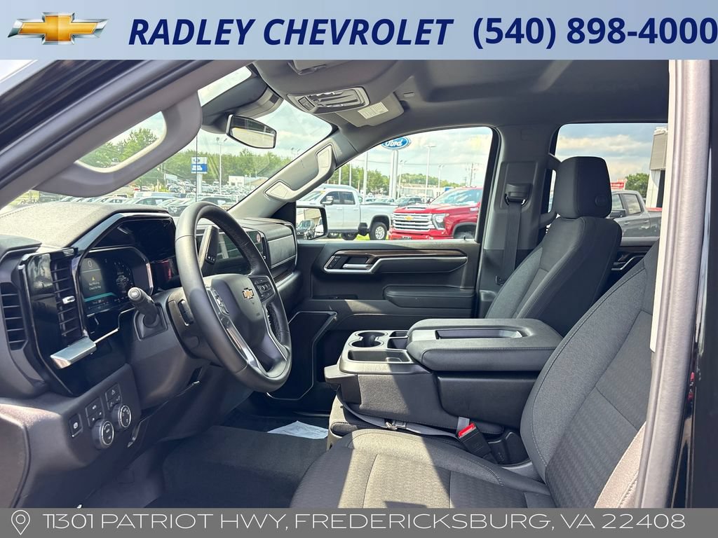 Used 2026 Chevrolet Silverado 1500 LT AWD/4WD image 3