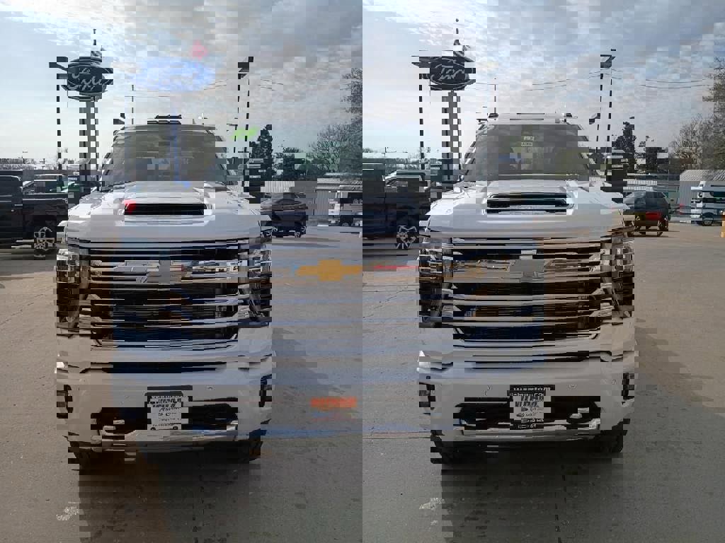 New 2025 Chevrolet Silverado 2500 High Country w/ Technology Package image 8