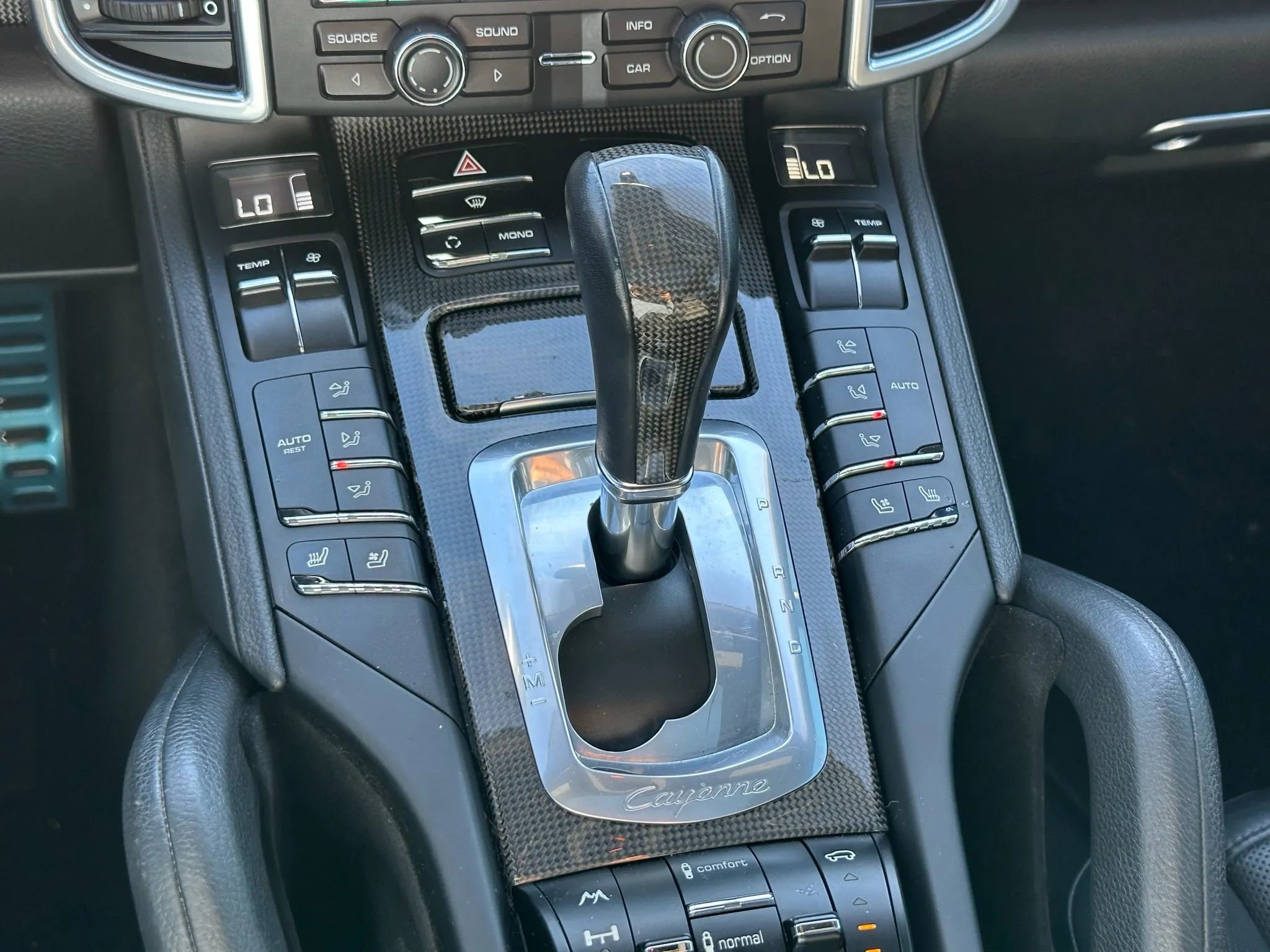 Used 2011 Porsche Cayenne S AWD/4WD image 39
