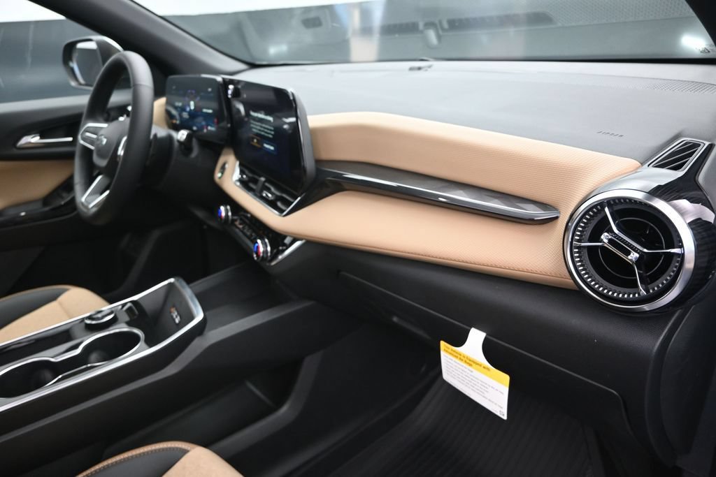 New 2026 Chevrolet Equinox ACTIV w/ Convenience Package III FWD image 24