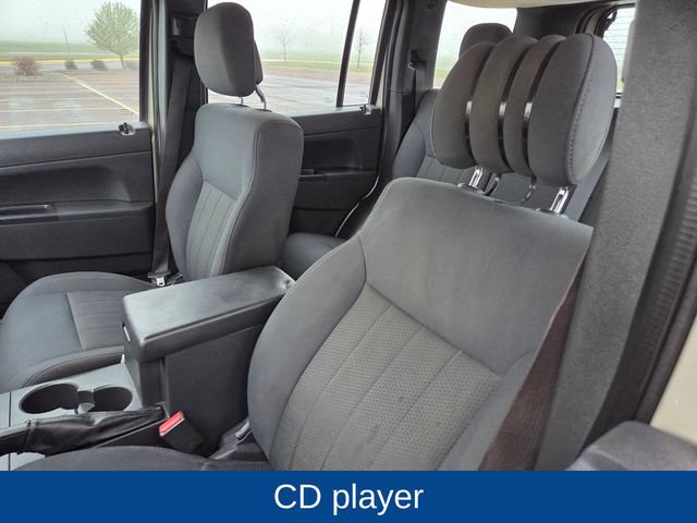 Used 2011 Jeep Liberty Sport AWD/4WD image 13