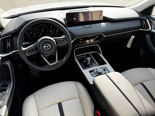 New 2025 MAZDA CX-90 Plug-In Hybrid w/ Preferred image 10