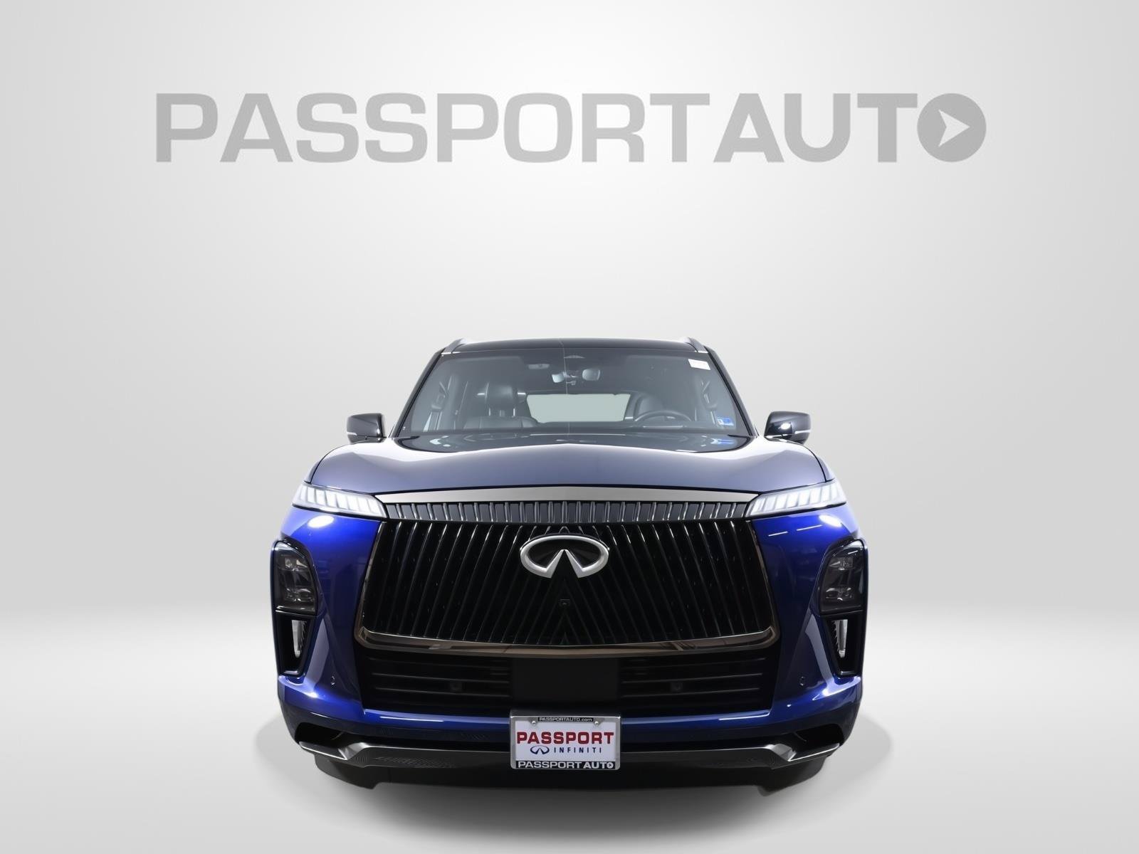 Used 2025 INFINITI QX80 Autograph w/ Autograph Exterior Package AWD/4WD image 2