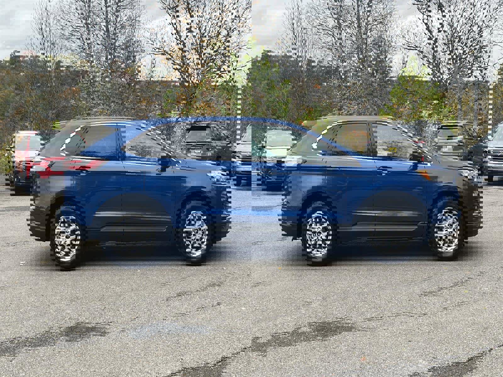 Used 2023 Ford Edge SEL image 6