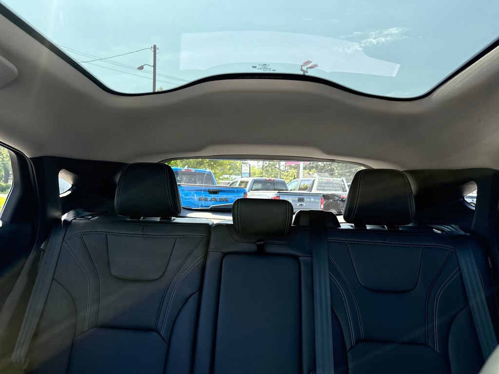 Used 2025 Ford Mustang Mach-E Premium AWD/4WD image 37