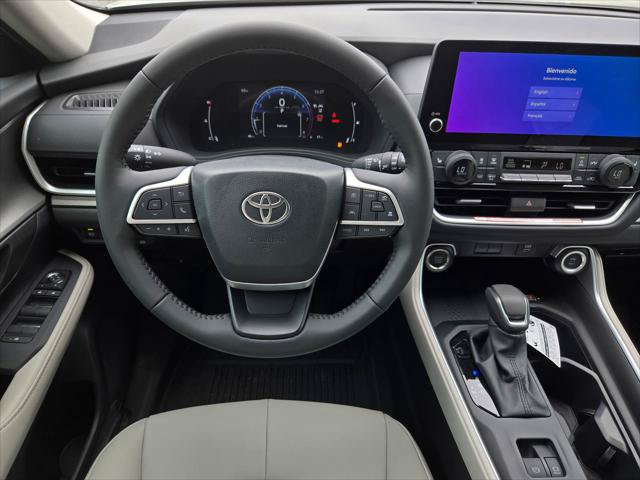Certified 2026 Toyota Grand Highlander FWD image 13