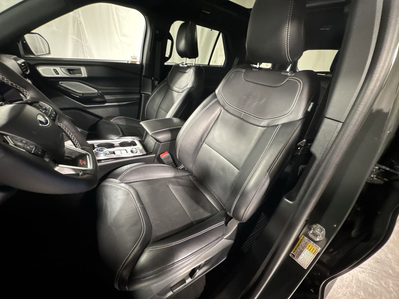 Used 2023 Ford Explorer ST w/ Equipment Group 401A image 17