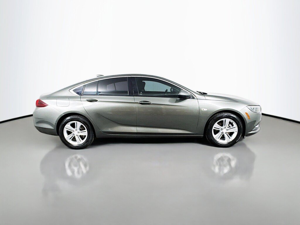 Used 2018 Buick Regal Preferred FWD image 6