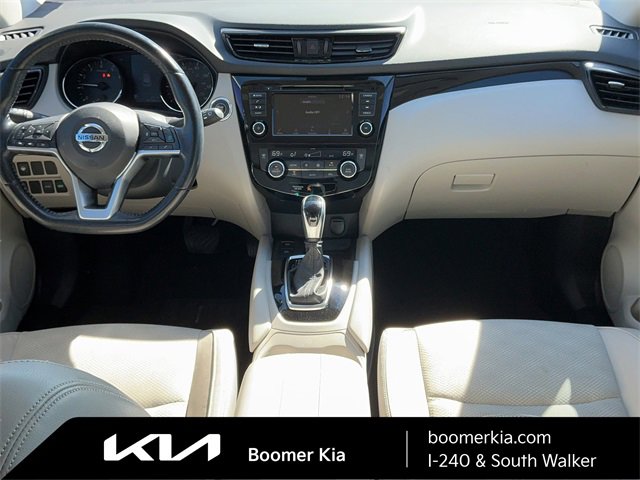 Used 2021 Nissan Rogue Sport SV w/ Technology Package image 15