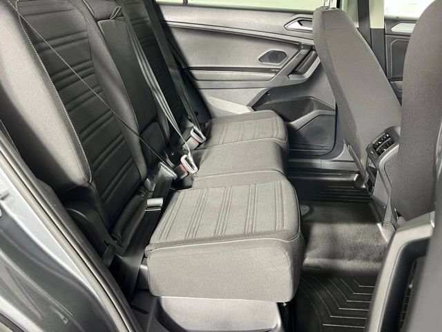 Used 2022 Volkswagen Tiguan S image 29