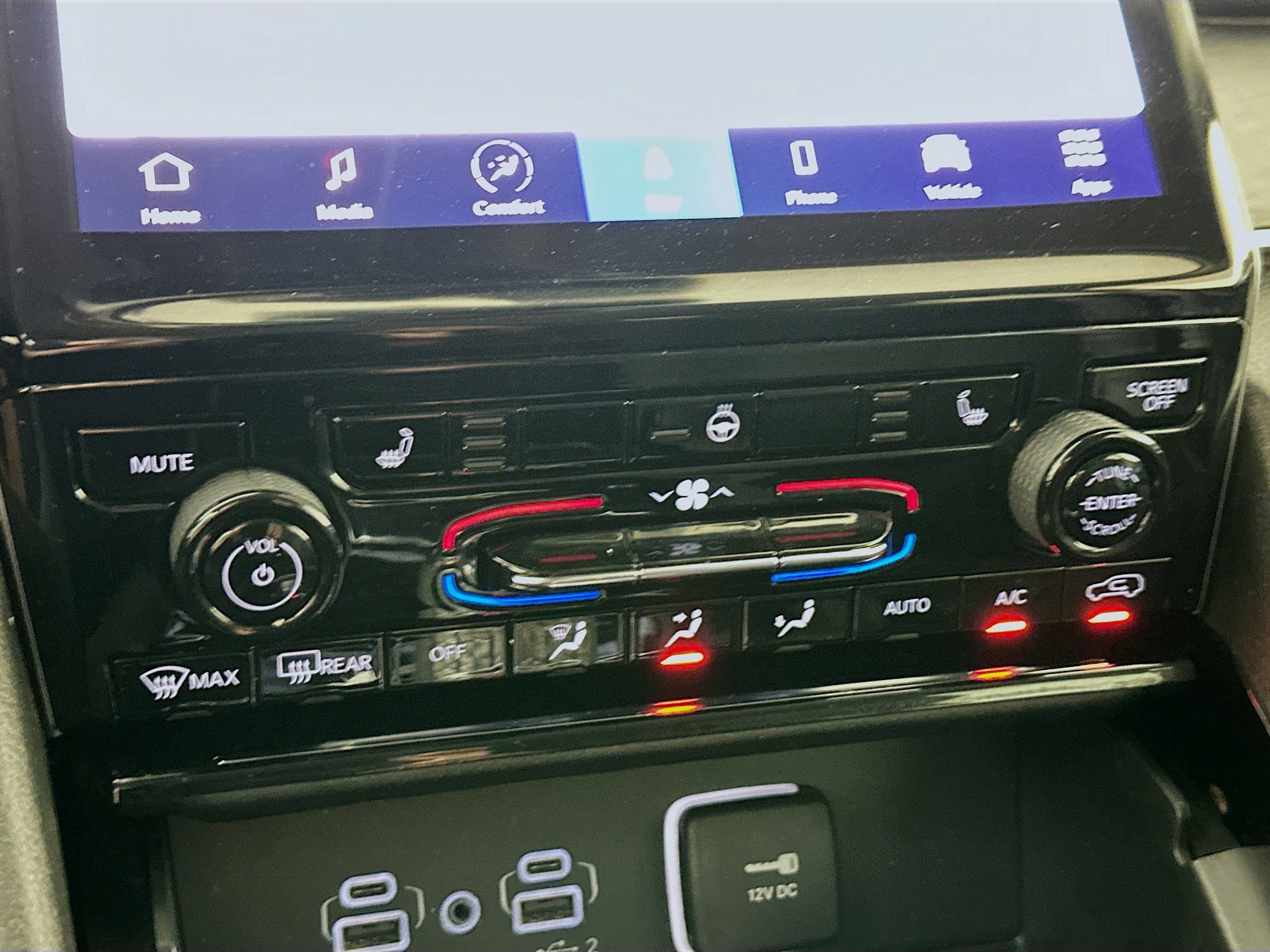 Used 2023 Jeep Grand Cherokee L Limited image 24