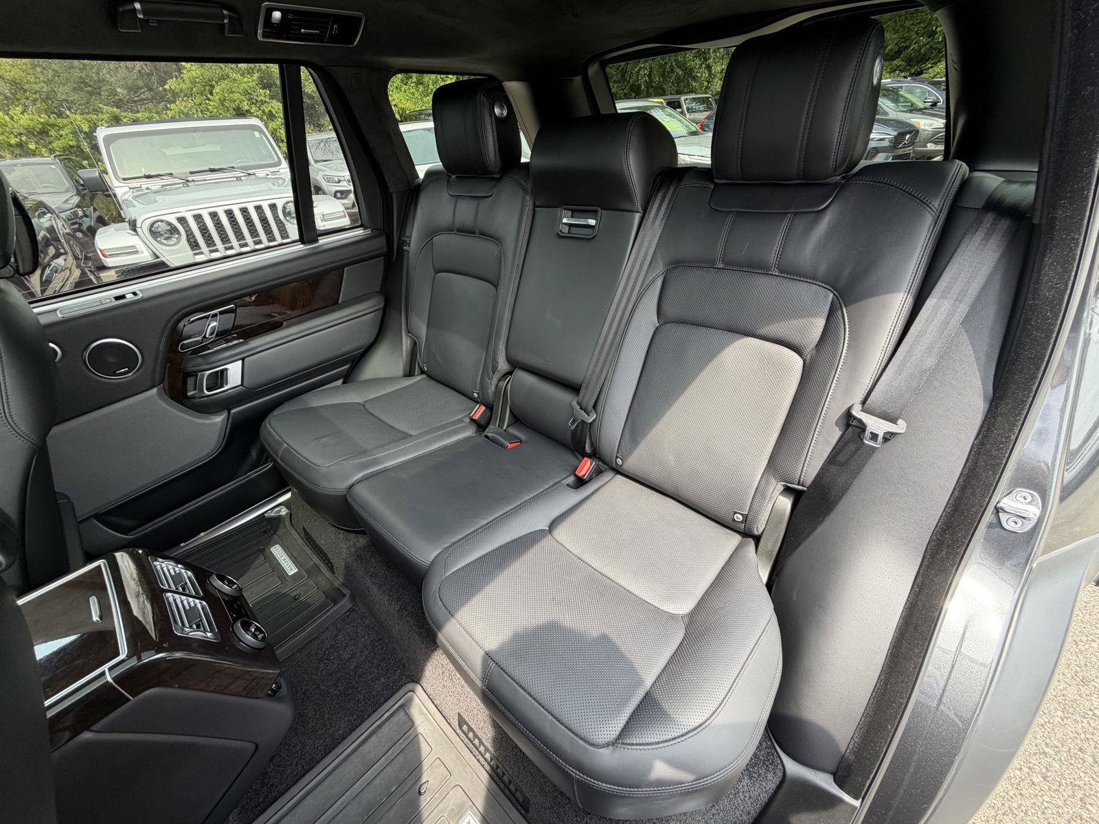 Used 2019 Land Rover Range Rover Long Wheelbase Supercharged AWD/4WD image 30