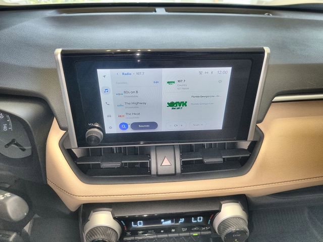 Used 2024 Toyota RAV4 LE AWD/4WD image 16