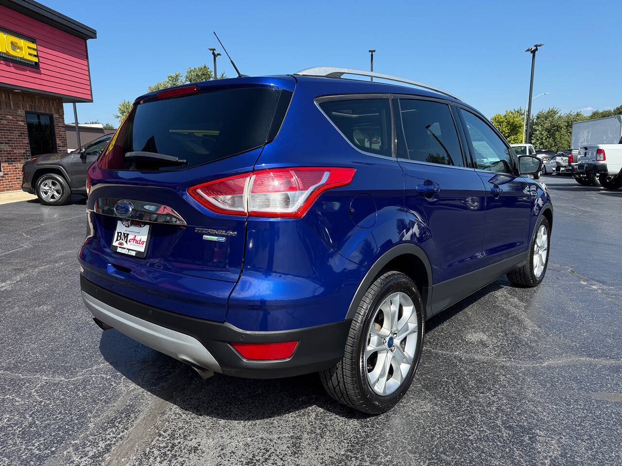 Used 2015 Ford Escape Titanium AWD/4WD image 7