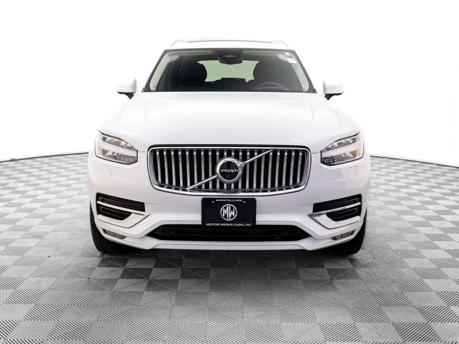 Used 2023 Volvo XC90 B6 Ultimate w/ Protection Package Premier image 9