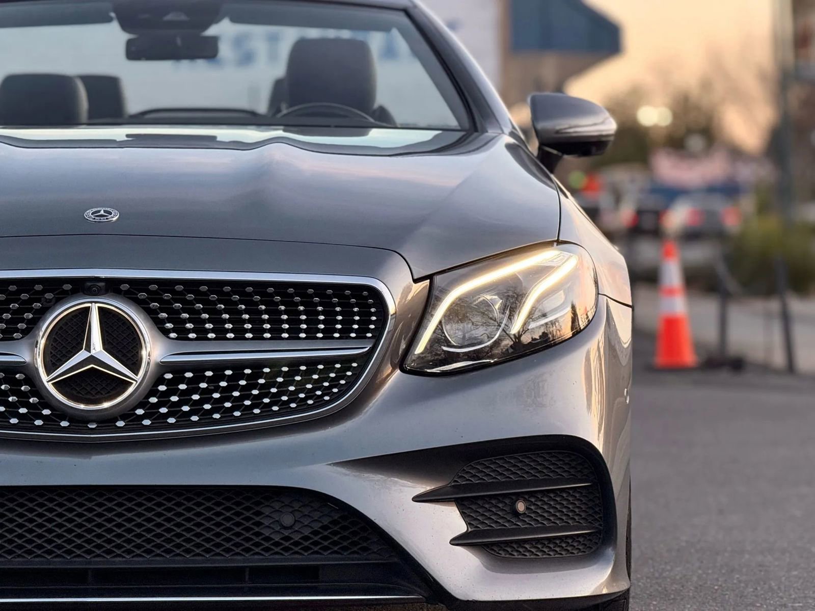 Used 2019 Mercedes-Benz E 450 Cabriolet image 4