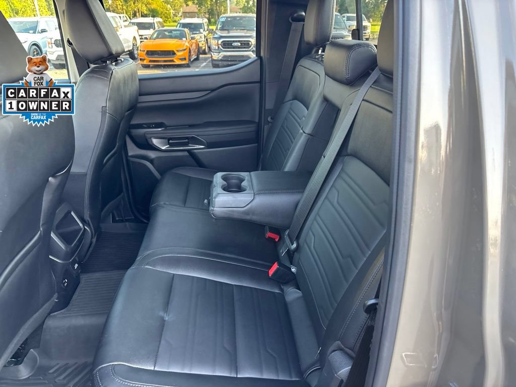 Used 2025 Ford Ranger Lariat w/ Black Appearance Package AWD/4WD image 28
