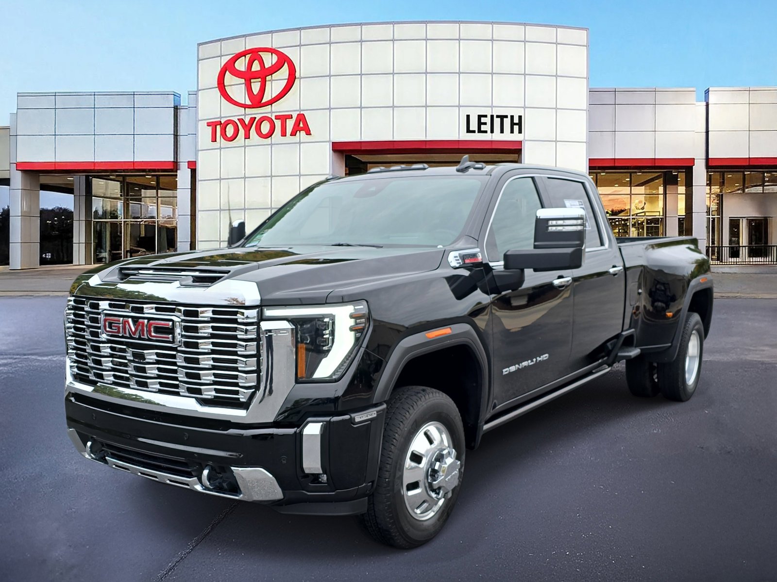 Used 2024 GMC Sierra 3500 Denali w/ Technology Package
