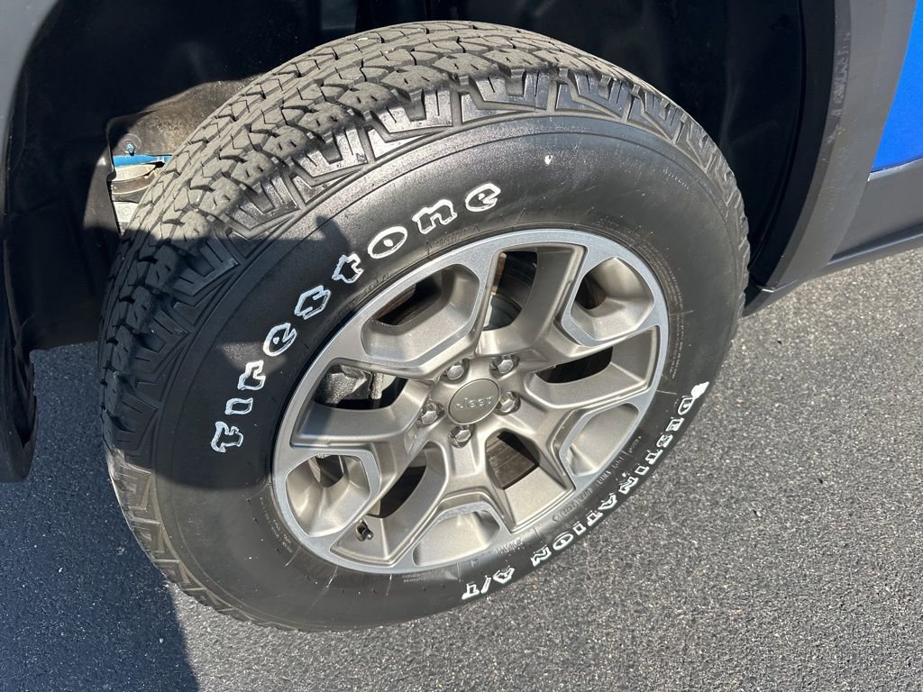 Used 2022 Jeep Cherokee Trailhawk w/ Trailer Tow Group image 41