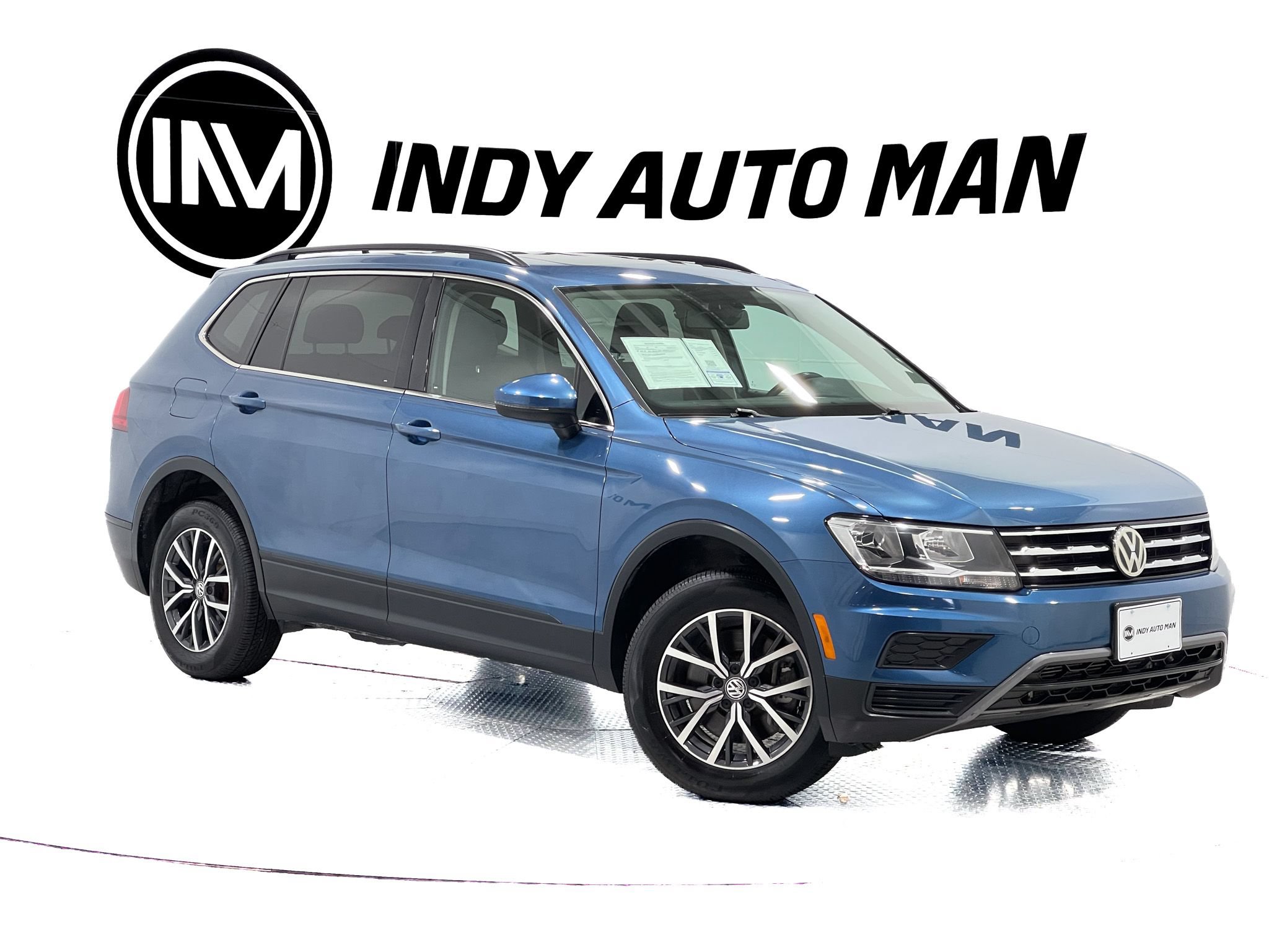 Used 2019 Volkswagen Tiguan SEL AWD/4WD image 2