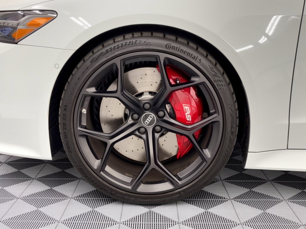 Used 2025 Audi RS 7 Performance AWD/4WD image 13