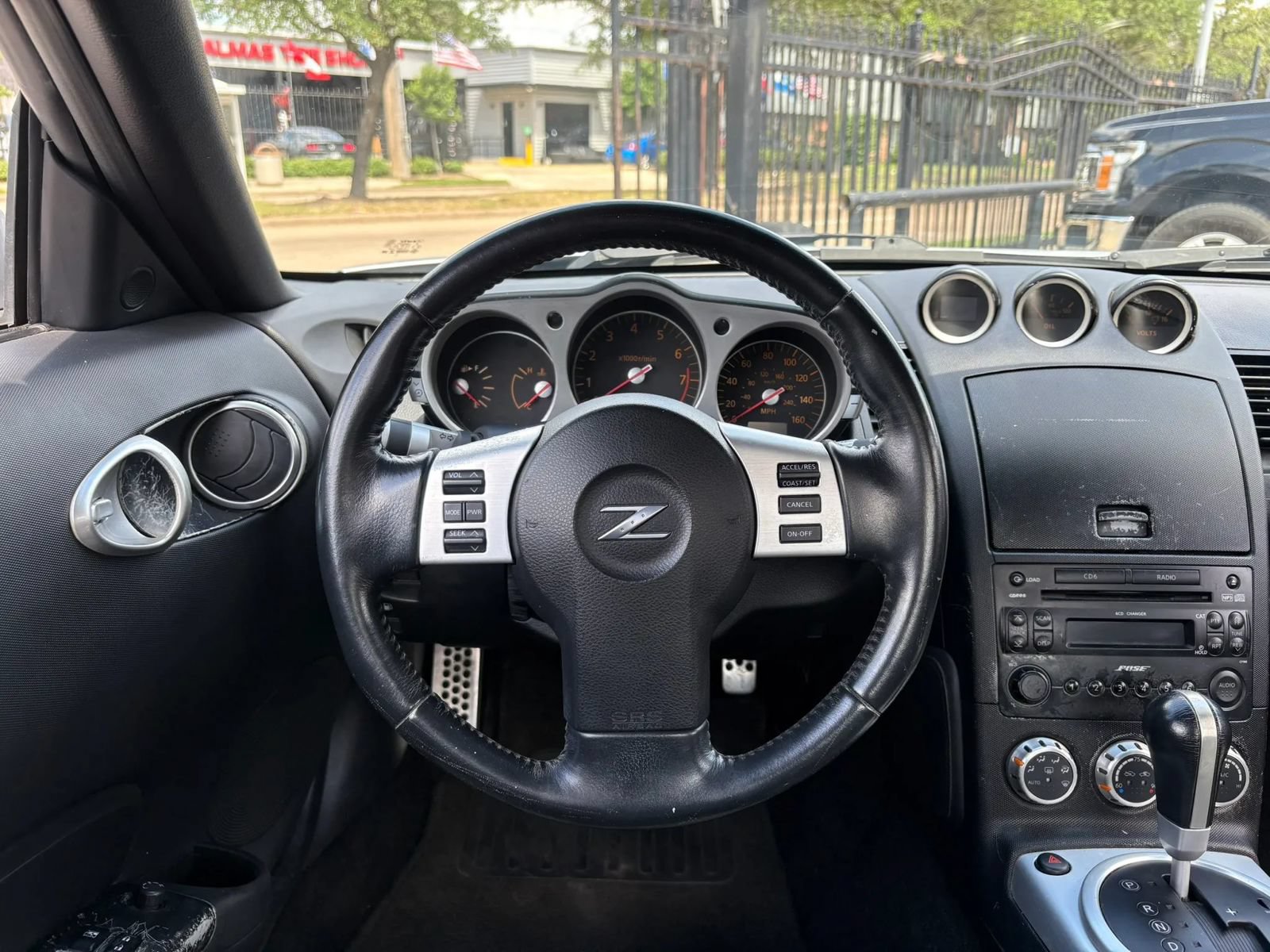 Used 2006 Nissan 350Z Touring RWD image 22
