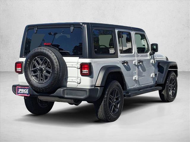 Used 2024 Jeep Wrangler Sport S image 5