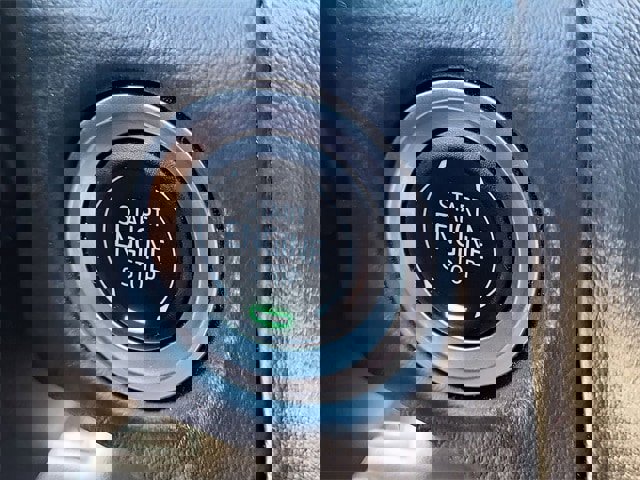 Used 2024 GMC Yukon XL AT4 image 20