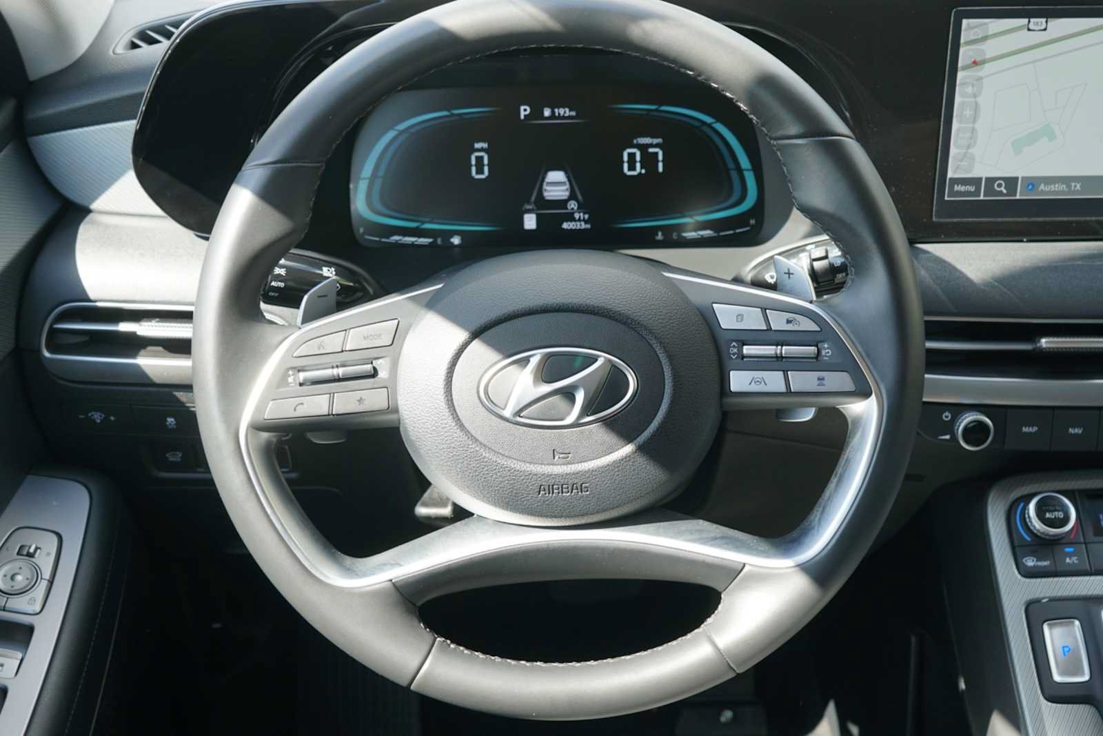 Used 2025 Hyundai Palisade SEL FWD image 22