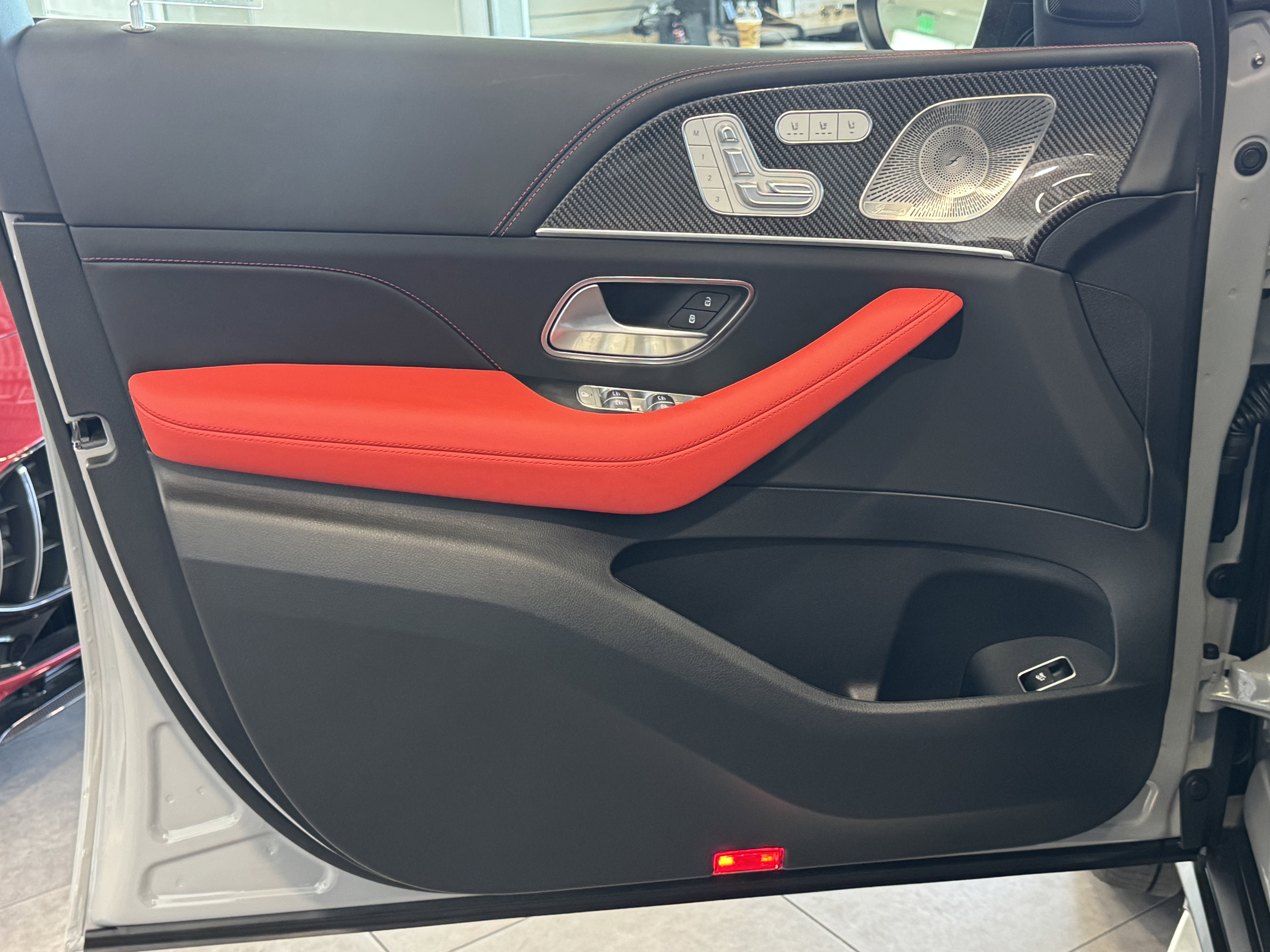 New 2026 Mercedes-Benz GLE 63 AMG S image 18