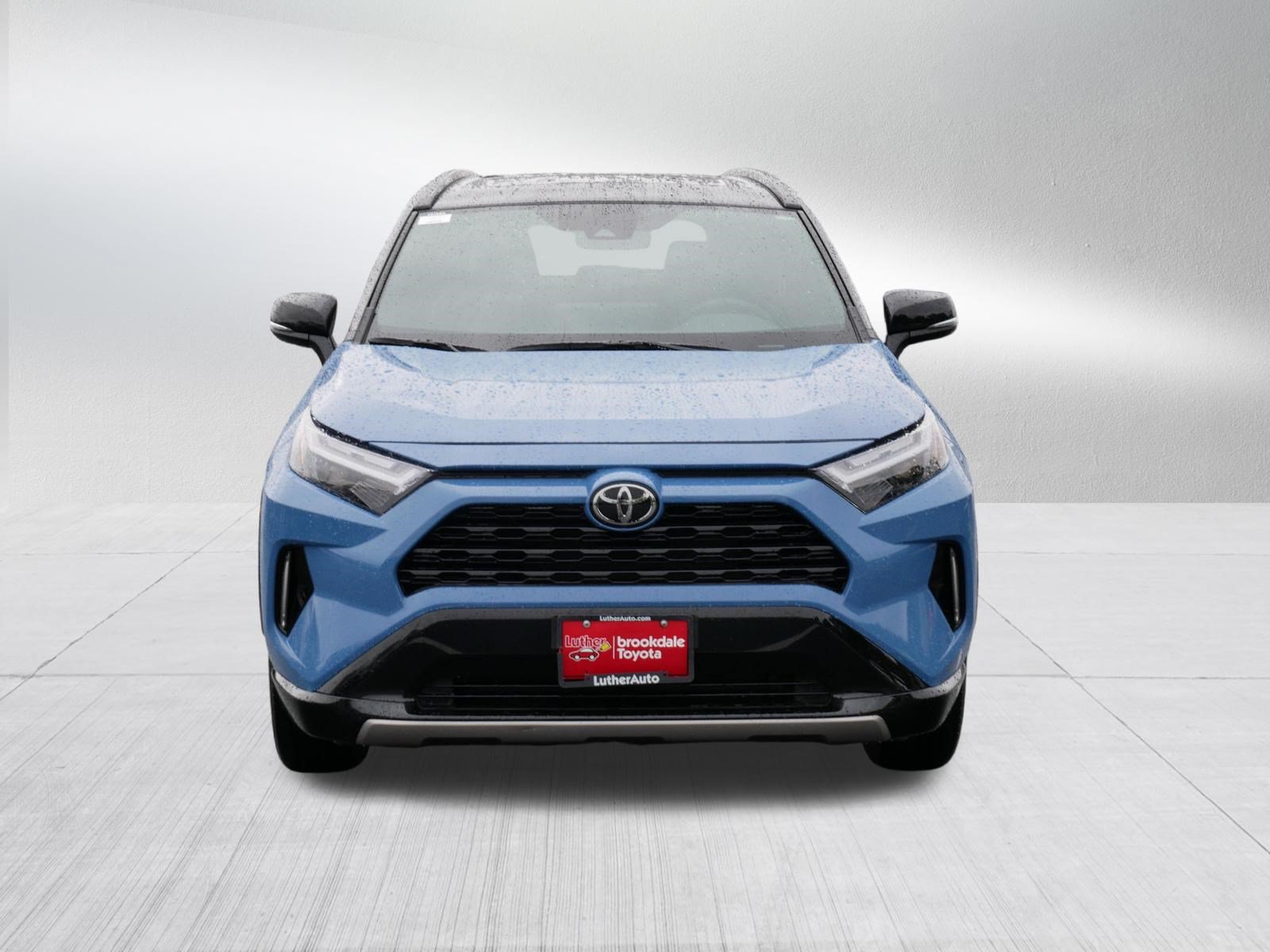 Certified 2025 Toyota RAV4 XSE w/ Weather Package AWD/4WD image 2
