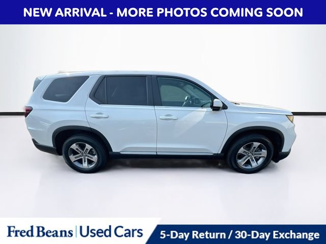 Used 2023 Honda Pilot EX-L image 11