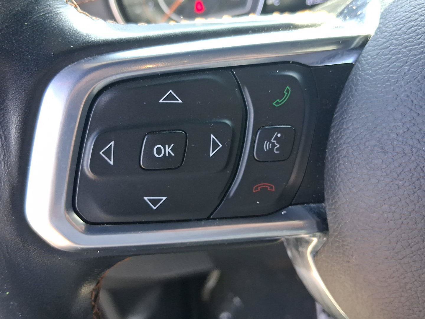 Used 2021 Jeep Wrangler Unlimited Sahara AWD/4WD image 21