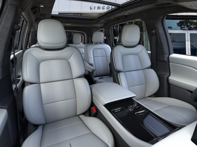 New 2026 Lincoln Aviator Black Label AWD/4WD image 10