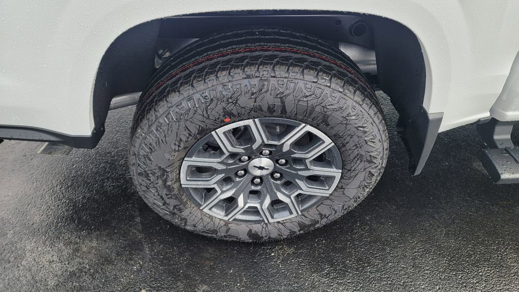 New 2026 Chevrolet Colorado Z71 image 13