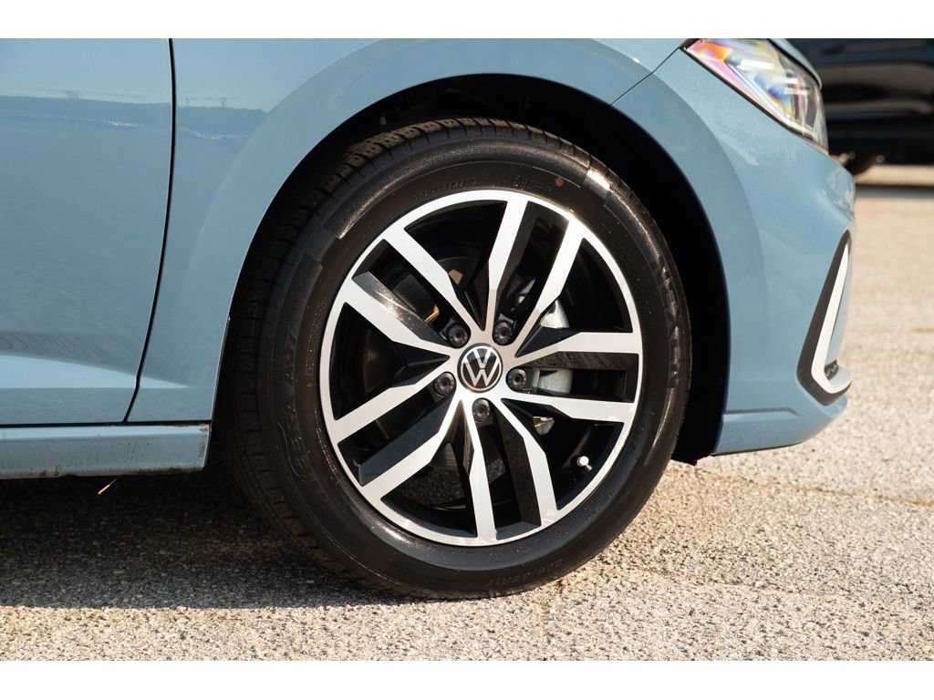 Used 2025 Volkswagen Jetta SE image 10
