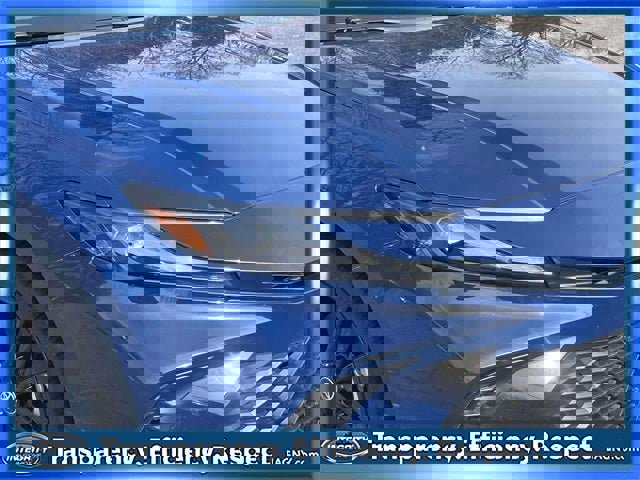 Used 2025 Toyota Camry SE image 10