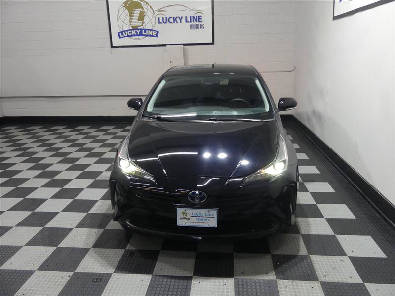 Used 2022 Toyota Prius LE FWD image 3