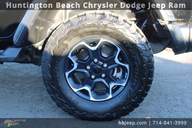 Used 2022 Jeep Wrangler Unlimited Rubicon 4xe w/ Cold Weather Group image 9